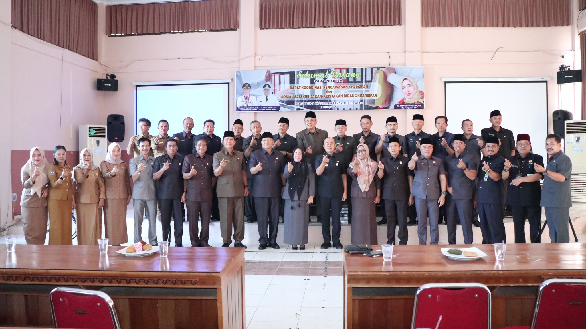 Foto Bersama Usai Rapat Koordinasi Bidang Kearsipan Foto.Dok