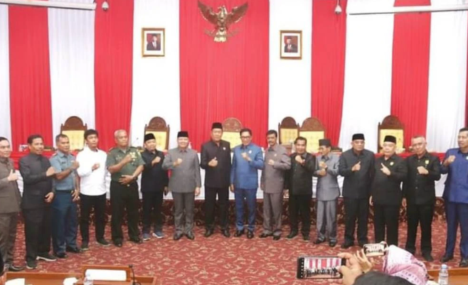 Dprd Dan Gubernur Provinsi Bengkulu Tandatangani Berita Acara Bahas Rancangan Apbd 2023