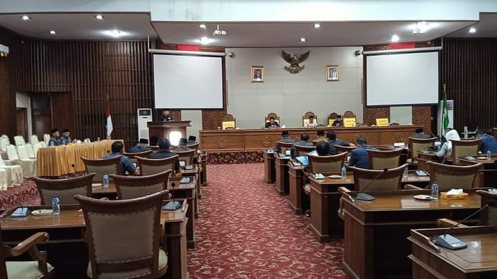 rapat