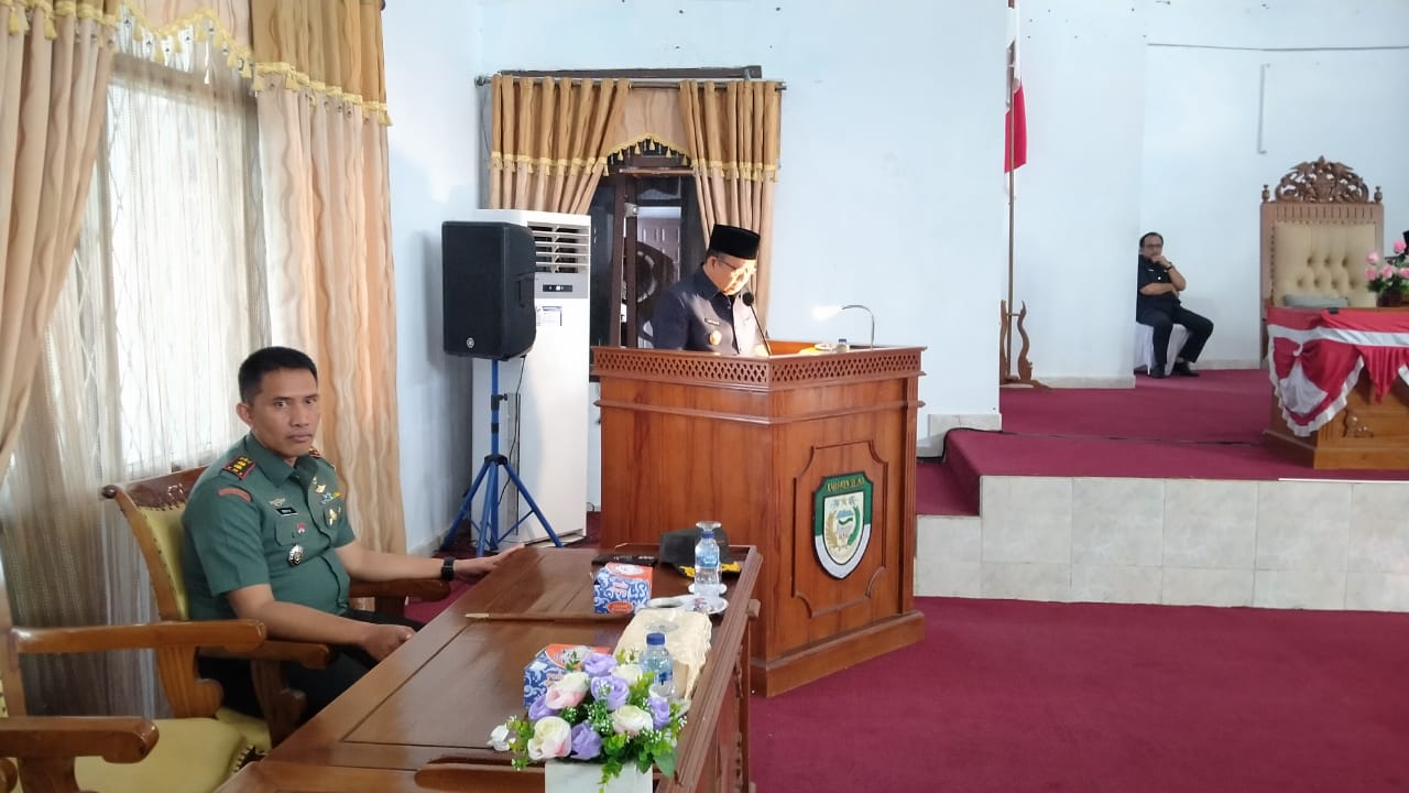 Poto Wakil Bupati saat membacakan Nota Pengantar