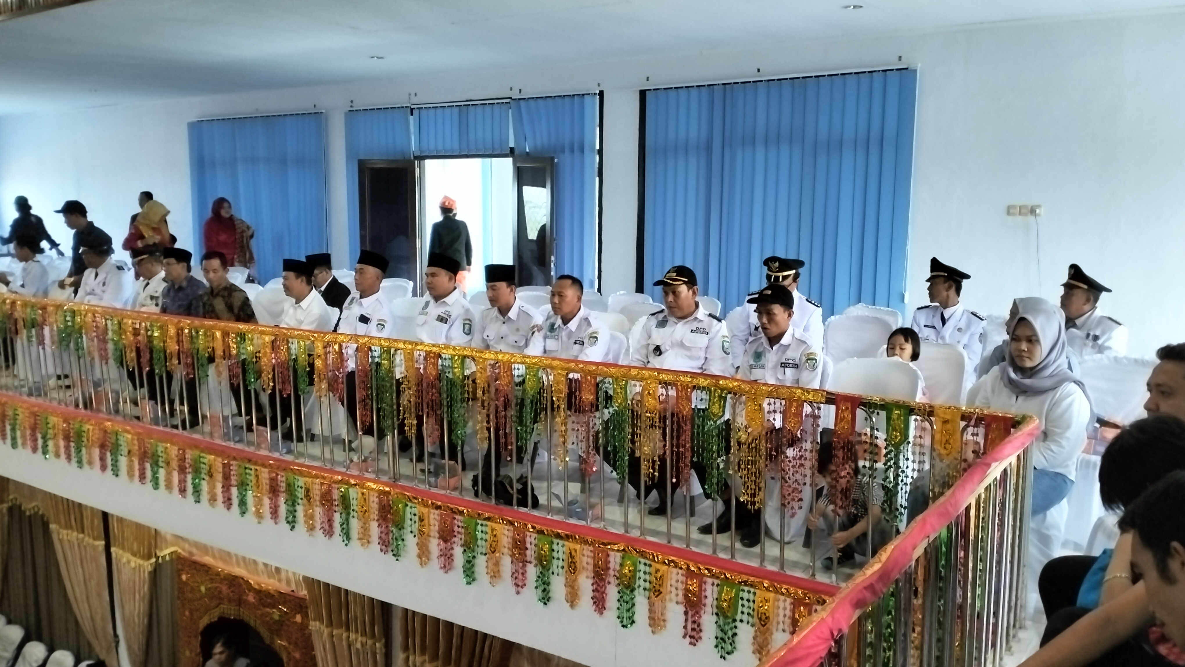 Porum kepala desa saat menghadiri Paripurna Istimewa HUT Kabupaten Seluma ke 20