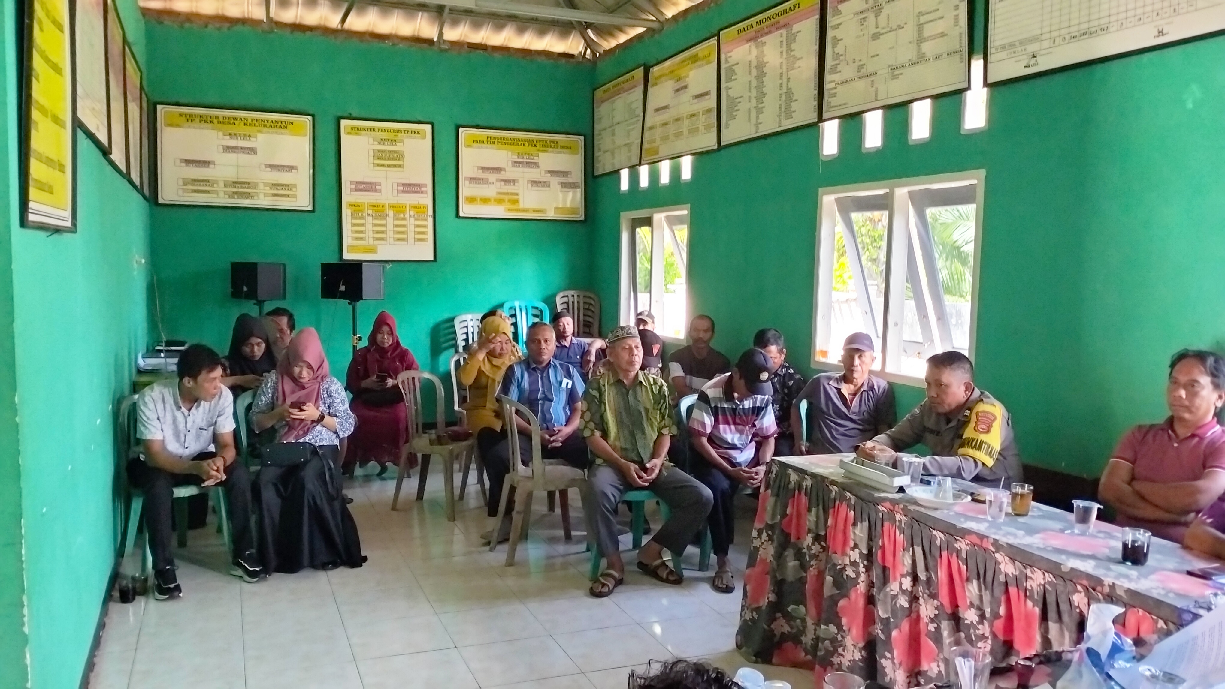 Poto peserta musyawarah penentuan nomor urut Cakades