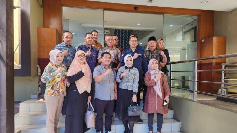 Komisi IV DPRD Bengkulu Lakukan Studi Banding ke Disnakertrans Provinsi Banten