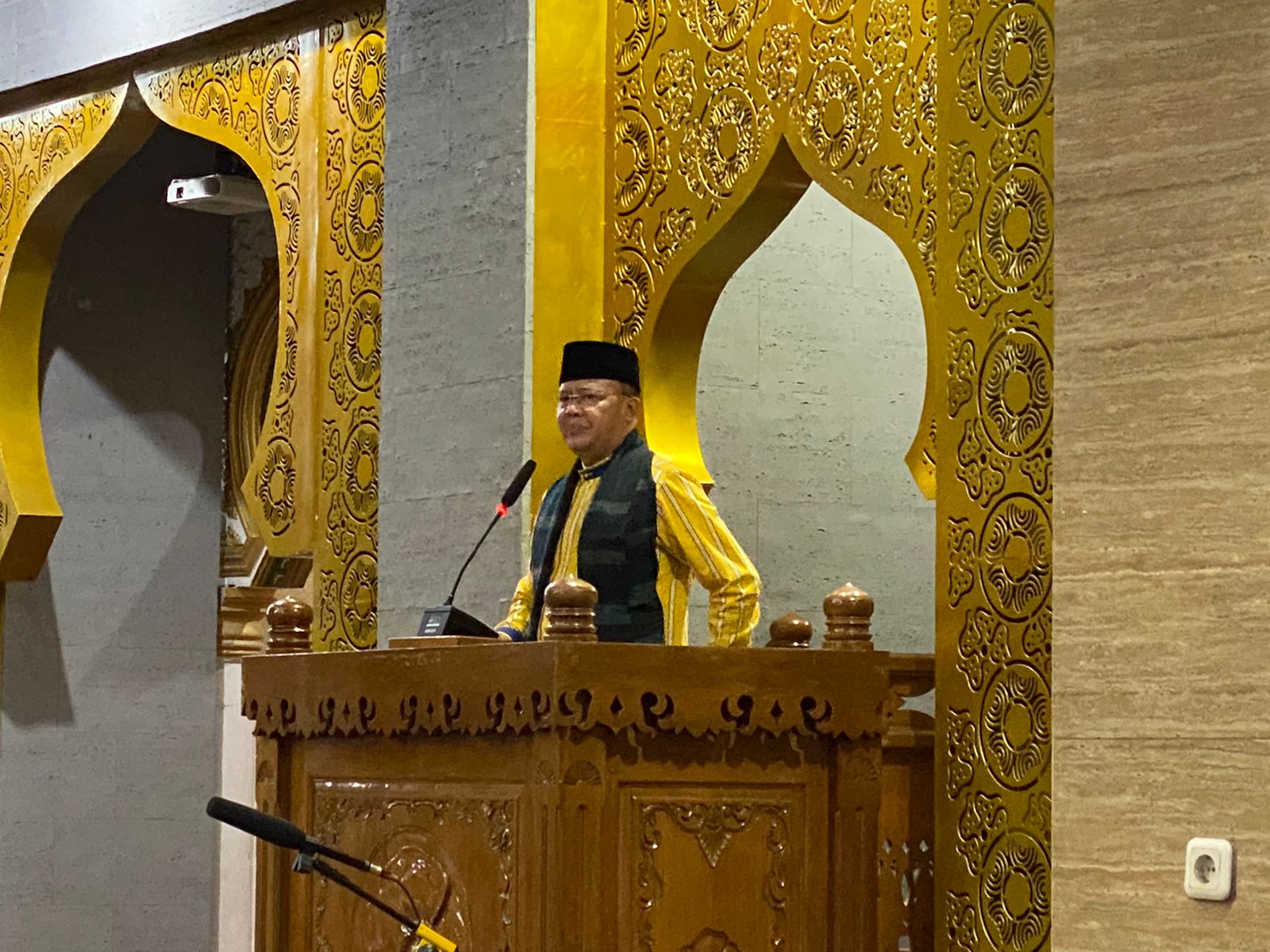 Gubernur Bengkulu Rohidin Mersyah Ajak Umat Muslim Tingkatkan Ibadah di Bulan Suci Ramadhan 1444 H