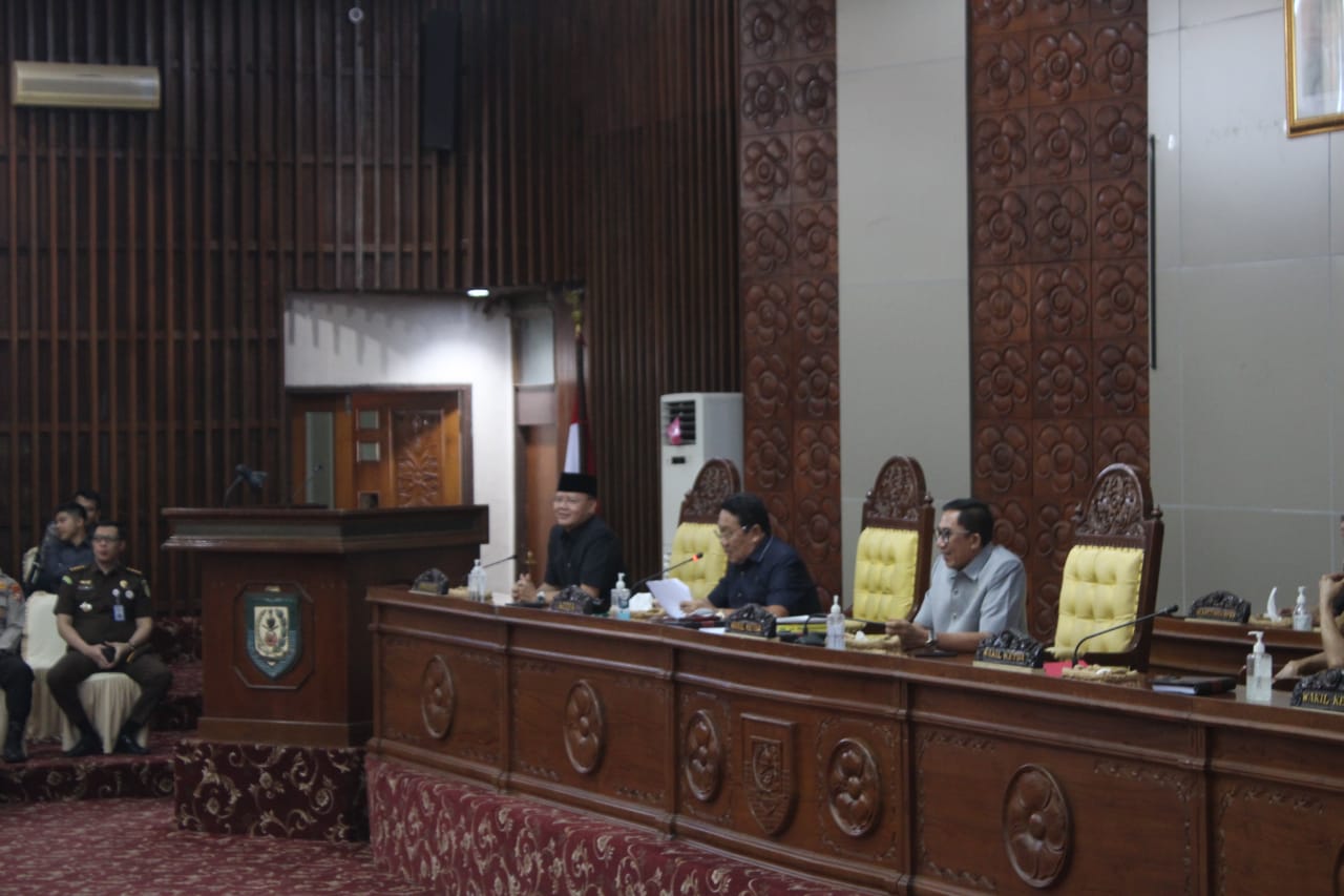 Gubernur Bengkulu Sampaikan LKPJ Tahun 2022, Realisasi Pendapatan Daerah Melebihi Target