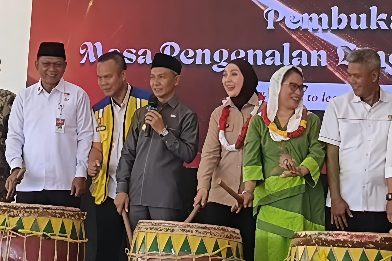 sekolah rakyat