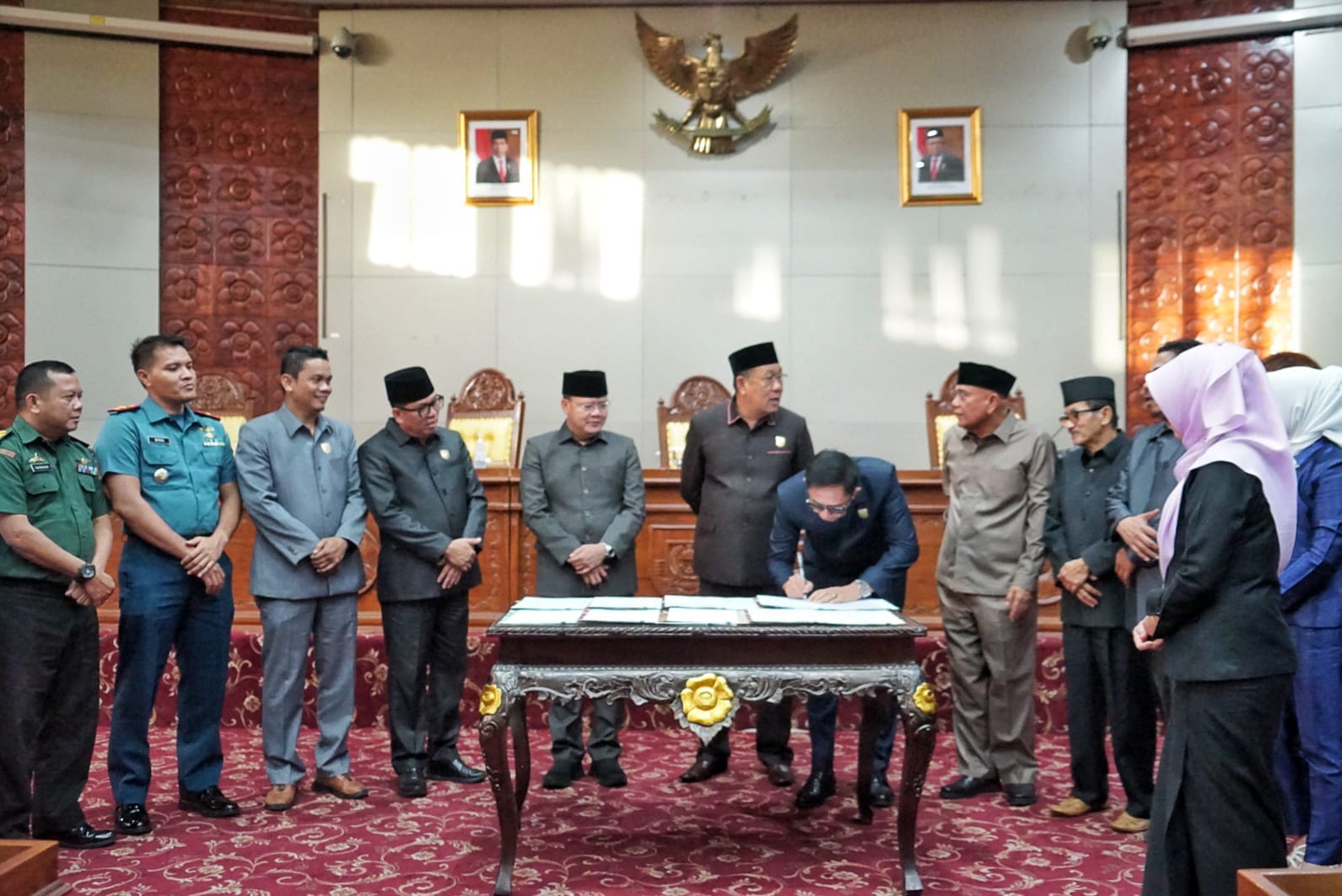 DPRD Provinsi Setujui Empat Raperda Sekaligus Untuk Disahkan Menjadi Perda