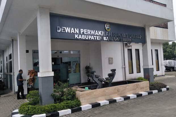 dprd bandung