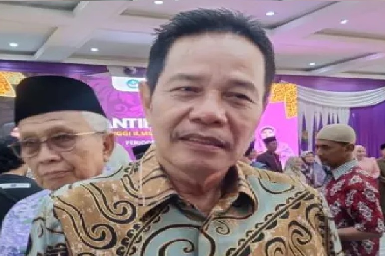 Edison Simbolon
