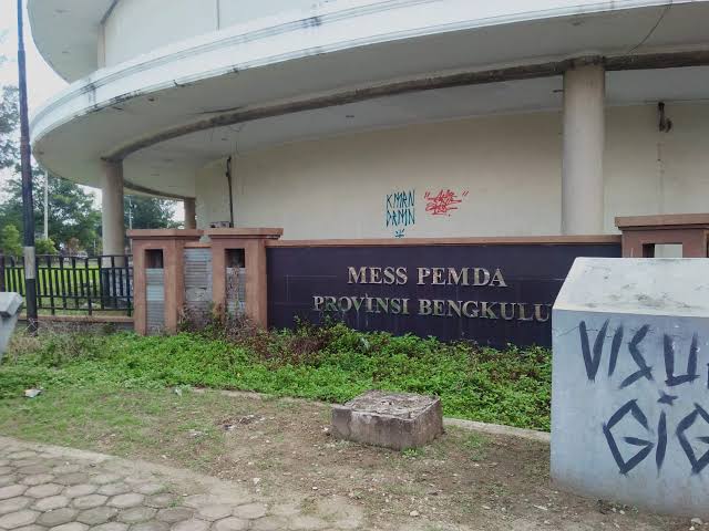 Adv