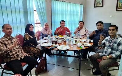 Kepala Kanwil HAM Hendry Marulitua, Oni Liza, Berti Andriani, serta Hepi. Sementara dari pihak JMSI Bengkulu hadir Ketua Dedy HP, Wakil Ketua Mahmud Yunus, dan Ketua Bidang Hubungan Antar Lembaga Rahmad Ramadhan.