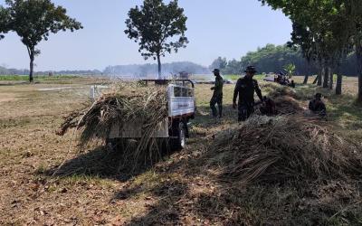 kerja bakti dilapangan Desa Mlideg, Kecamatan Kedungadem, Kabupaten Bojonegoro, Selasa (14/7/2026).