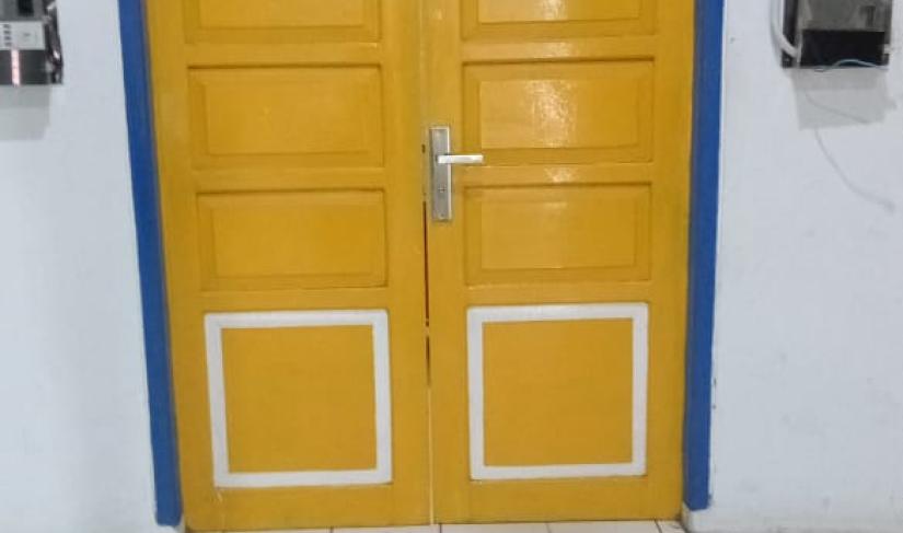 Kepala Dinas (Kadis) Pekerjaan Umum dan Penata Ruang (PUPR) Kabupaten Mukomuko Provinsi Bengkulu tidak  memberikan cerminan. Karena jarang di Kantor dan sering Dinas Luar (DL)