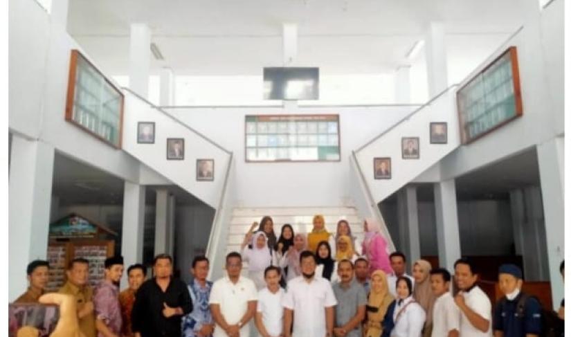  358 Tenaga Kerja Sukarela Nakes Sambangi Kantor DPRD Mukomuko