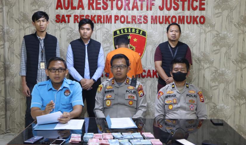 pihak kepolisian Resor Mukomuko (Polres MM), Kabupaten Mukomuko Polda Provinsi Bengkulu Kapolres Mukomuko, AKBP Nuswanto,SH.SIK.MH, didampingi  Kabag OPS Kompol M Apryadi SH Melalui Kasat Reskrim IPTU Susilo,SH,MH mengatakan dalam Press Release, Kamis ((8/12/2022). Poto/Dok: ZUL
