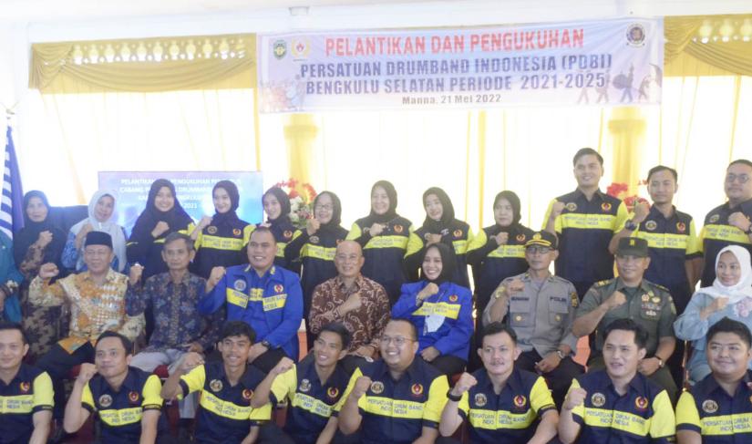 Bupati Gusnan Hadiri Pelantikan Dewan Pengurus PDBI