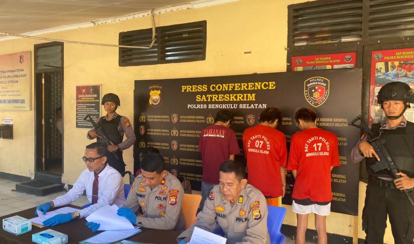 Pelaku Curas di Jalan Raya Padang Panjang Kel. Gunung Ayu Kec. Kota Manna Kab. Bengkulu Selatan yang terjadi pada Rabu tanggal 3 Mei 2023 sekira pukul 21.30 wib yang lalu sudah berhasil ditangkap Tim Totaici  Sat Reskrim Polres Bengkulu Selatan.