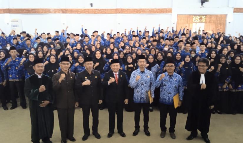 Pelantikan Jabatan Fungsional Tertentu, Sekda Hamka: Jaga Moral, Akhlak dan Kepribadian sebagai Aparatur Negara