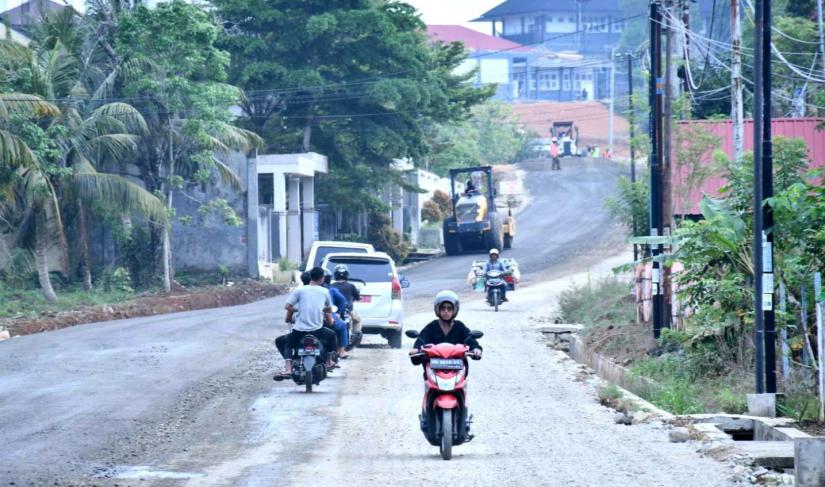 Penampakan Jalan Aru Jajar yang saat ini tengah dibangun.