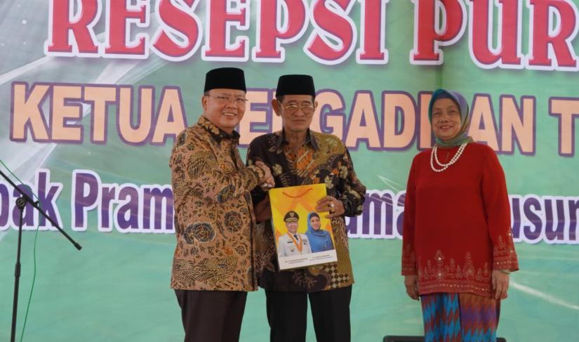 gubernrur Hadiri Resepsi Purna Bhakti Ketua PT Bengkulu,