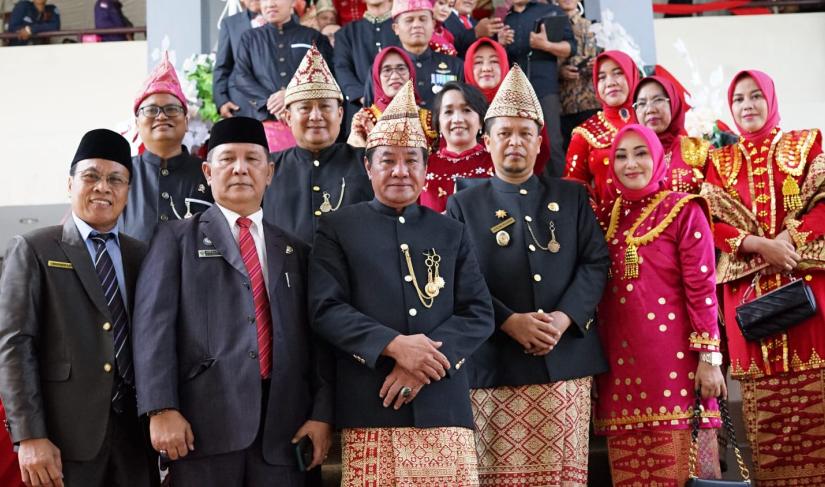 Wagub Rosjonsyah Foto Bersama Hut Kabupen Kaur