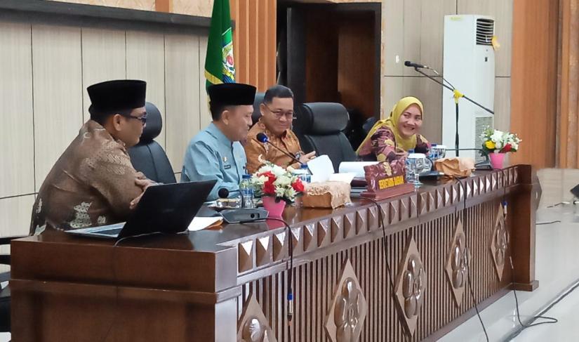 Sekda Hamka Sabri saaT Exit Meeting Evaluasi Perencanaan dan Penganggaran Pemerintah Daerah Tahun 2023