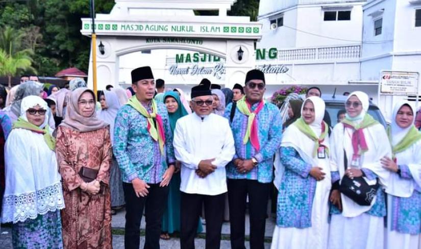 Sebanyak 56 orang Calon Jemaah Haji (CJH) dari Kota Sawahlunto akan bertolak ke Tanah Suci Mekkah, Sabtu (17/06/ 2023) di Masjid Agung Nurul Islam, Kota Sawahlunto.