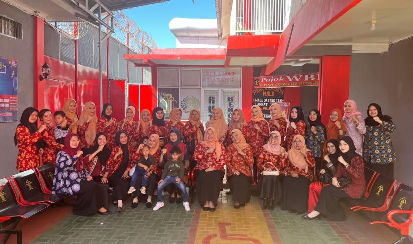 Dharma Wanita Persatuan (DWP) Rutan Kelas IIB Bengkulu kembali menggelar pertemuan rutin, Sabtu (17/06).