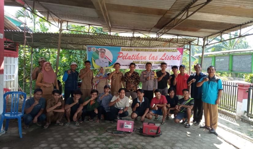 Pembukaan pelatihan las bidang pemberdayaan masyarakat desa 