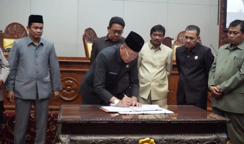 Rapat Paripurna DPRD Provinsi Bengkulu, Selasa (7/11/23).