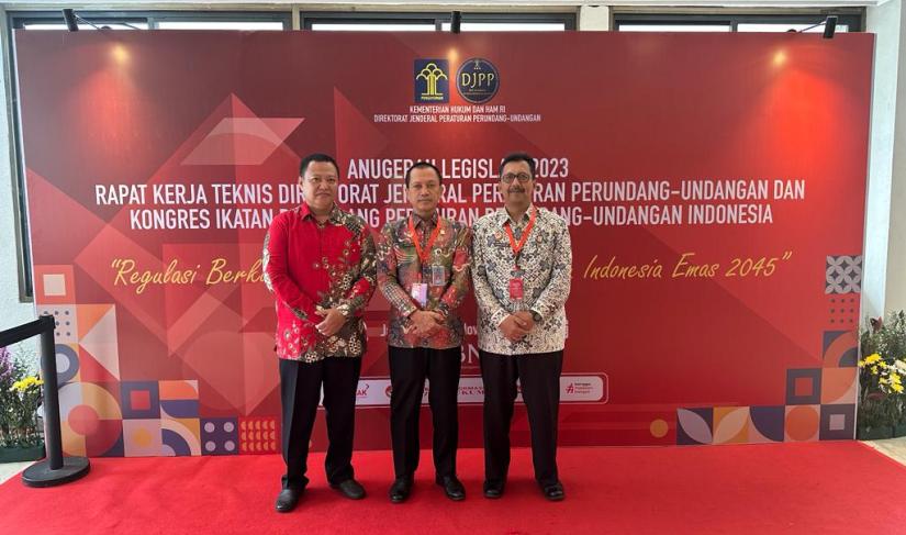 Kakanwil Kemenkumham Bengkulu Santoso menghadiri Anugerah Legislasi Award di Jakarta, kemarin.