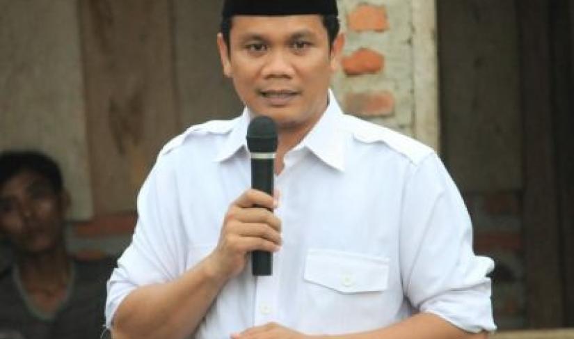 Jonaidi.