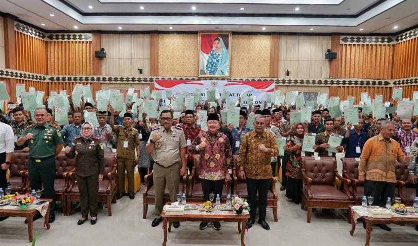 Kanwil BPN Bengkulu Bagikan 200 Sertipikat Tanah.