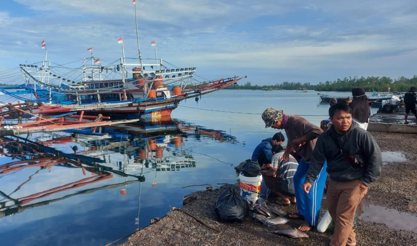 Nelayan tradisional di Kota Bengkulu.