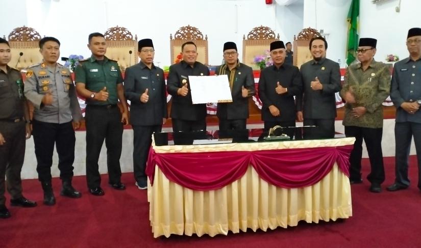 Poto nota kesepakatan antara pemerintah Daerah dengan DPRD tentang KUA-PPAS tahun 2024