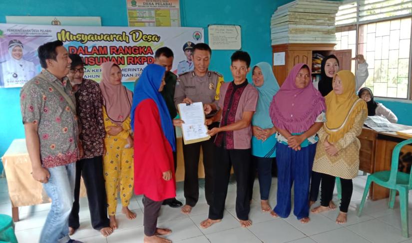 Pilar Desa Mediasi Warga yang  Bertengkar Terkait Aliran Irigasi Sawah