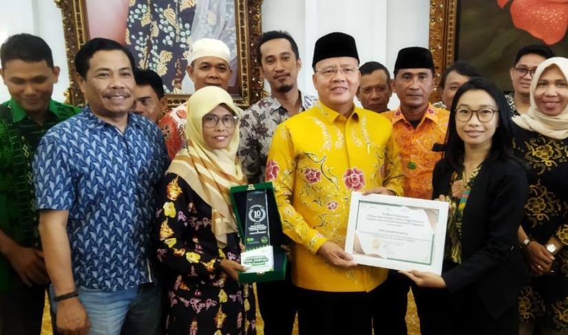 Audiensi Fasilitator Kader Lingkungan bersama Gubernur Bengkulu terkait persiapan peluncuran Bank Sampah di Kota Bengkulu di Gedung Daerah Balai Semarak Bengkulu, Kamis (16/11/2023).