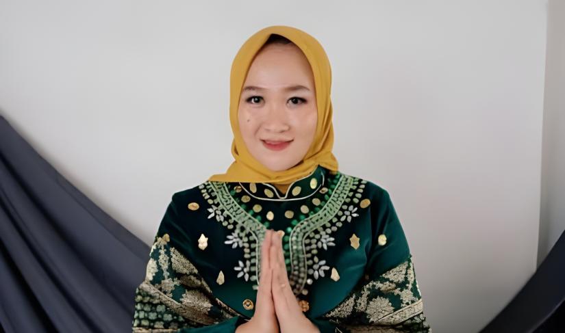 Ria Oktarina.