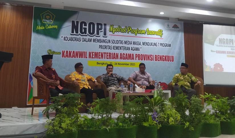 Ngobrol Inspirasi (Ngopi) Kemenag Bengkulu bersama media pada Kamis (23/11/23) malam di Grage Hotel, Bengkulu.