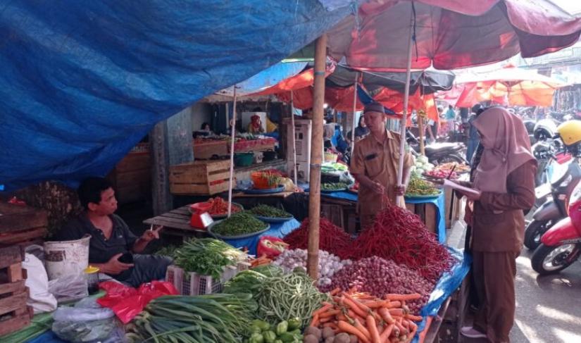 Pemkot hadirkan kios pangan murah hadir di Pasar Tradisional Kota Bengkulu.