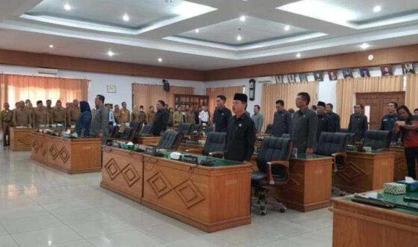 Ruang rapat DPRD BU