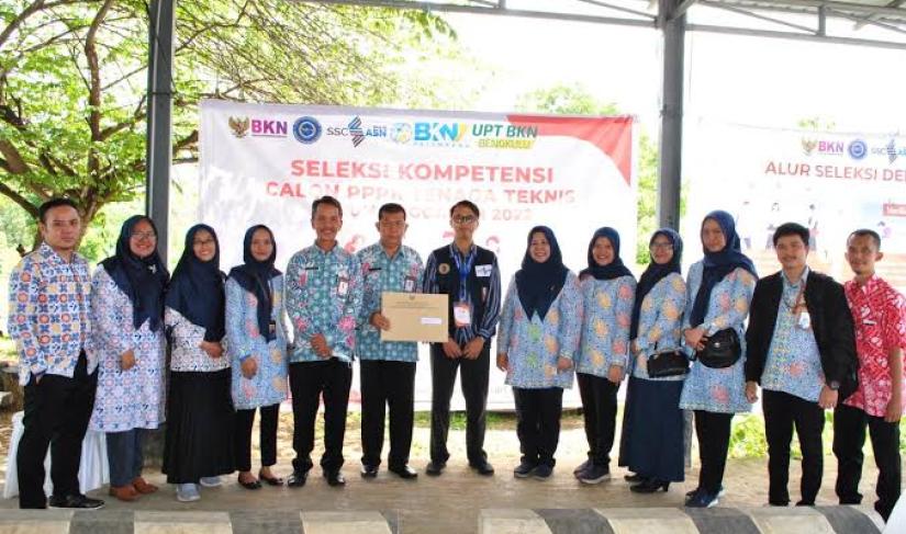 Penyuluh KB di Kota Bengkulu.