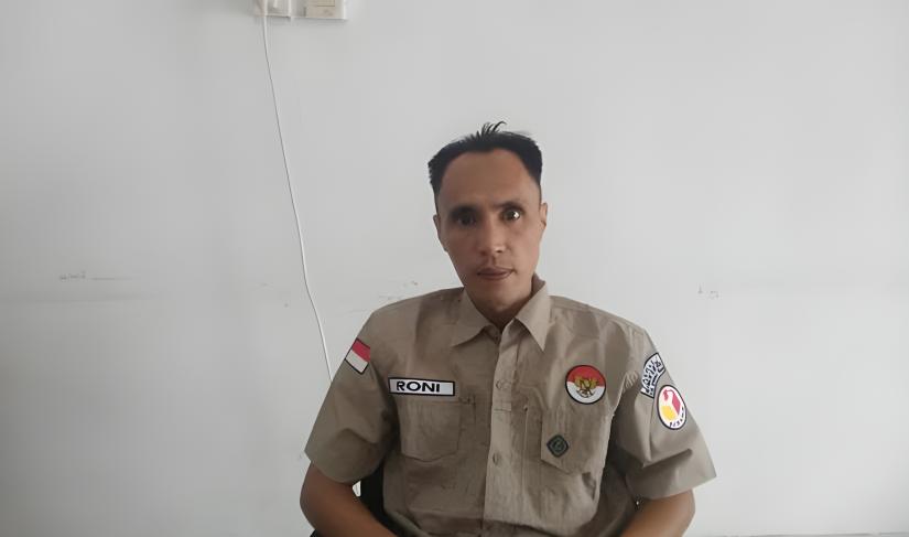 Roni Marzuki.