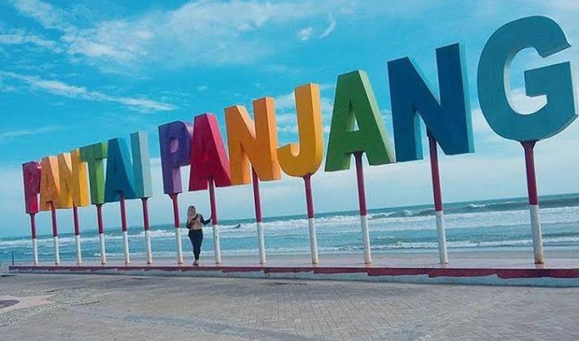 Wisata Pantai Panjang Kota Bengkulu.