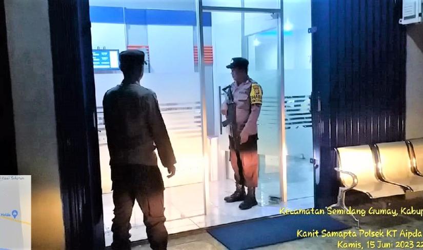 Patroli Diologis dalam rangka antisipasi 3C dan premanisme serta pengamanan obyek vital di wilayah hukum Polsek Kaur Tengah, Kamis (15/06/2023).