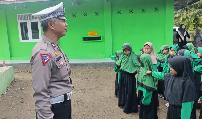 Polres Mukomuko, Tanamkan Disiplin Sejak Usia Dini