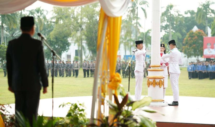 Pemerintah Provinsi (Pemprov) Bengkulu menggelar upacara Hari Kebangkitan Nasional (Harkitnas) ke-116 di Halaman Kantor Gubernur Bengkulu pada Senin (20/5/24). 