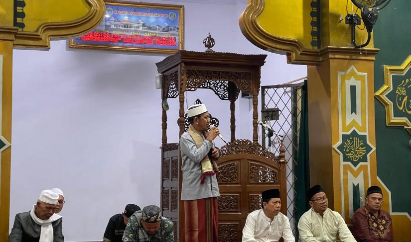 Sekretaris Daerah Seluma menghadiri pengajian rutin di Masjid Agung Baitul Falihin Seluma pada Jum'at (2/8/2024).