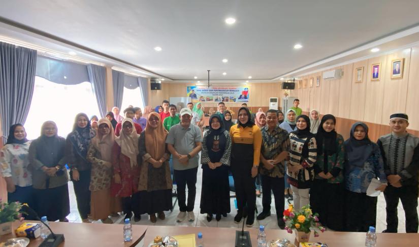 Kepala Dinas Pendidikan dan Kebudayaan (Dikbud) Provinsi Bengkulu menghadiri sosialisasi dan advokasi bertema “Dampak Seks Bebas dan Perundungan Berbasis Sekolah” pada tahun 2024.