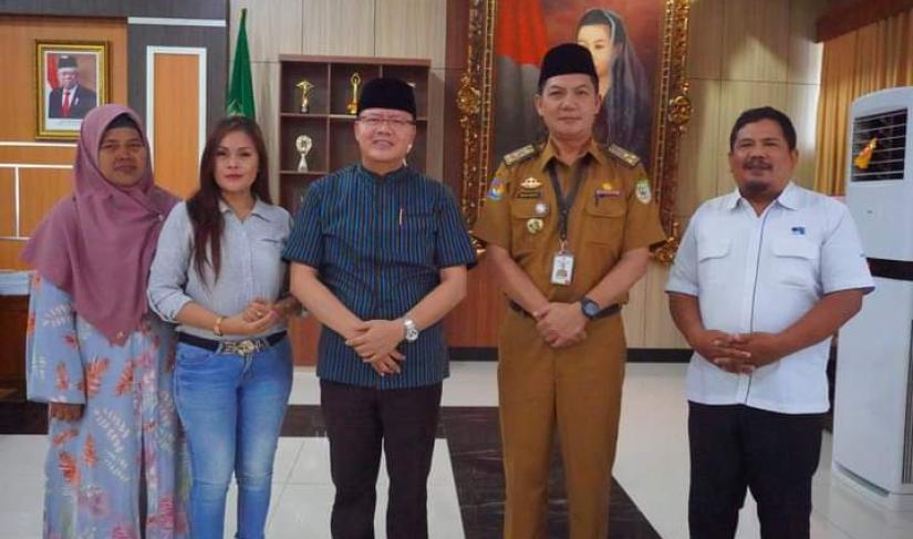 Audiensi Panitia Putera Putri Wisata Bengkulu 2024 bersama Gubernur Bengkulu Rohidin Mersyah.